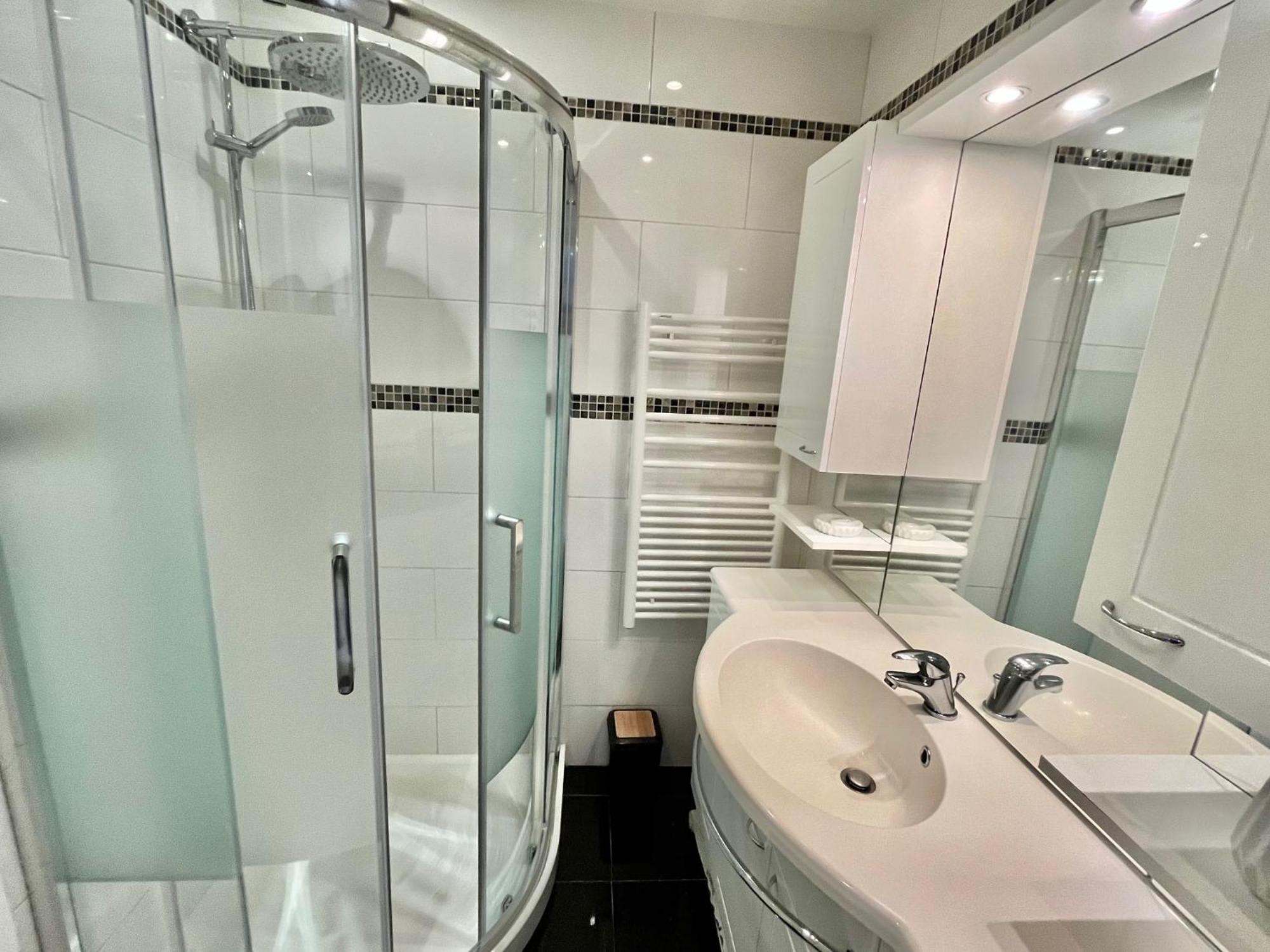 Rouaze 2, By Welcome To Apartment Cannes